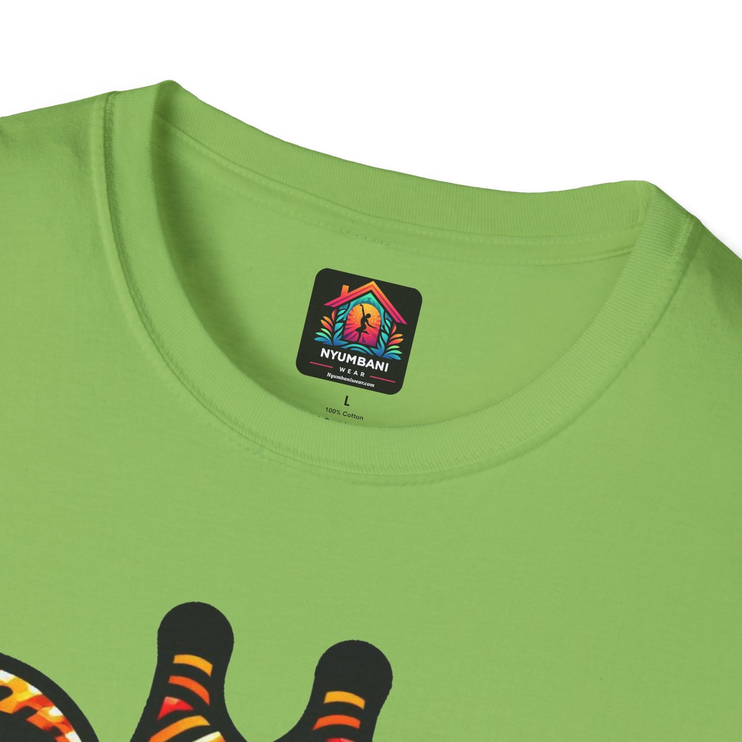 Giraffe T-Shirt with African Bead Design