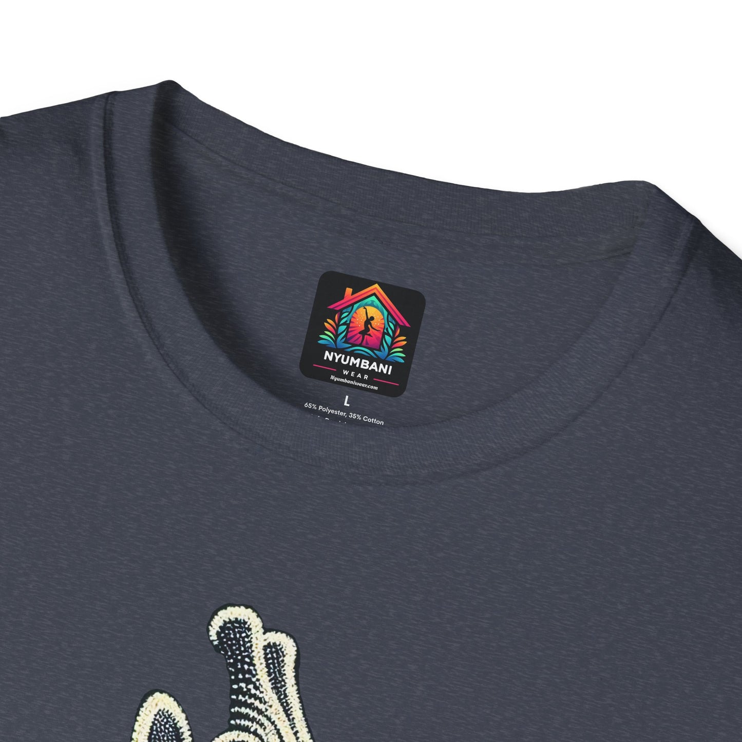 Beaded Giraffe T-Shirt - Kenya and Africa Inspired