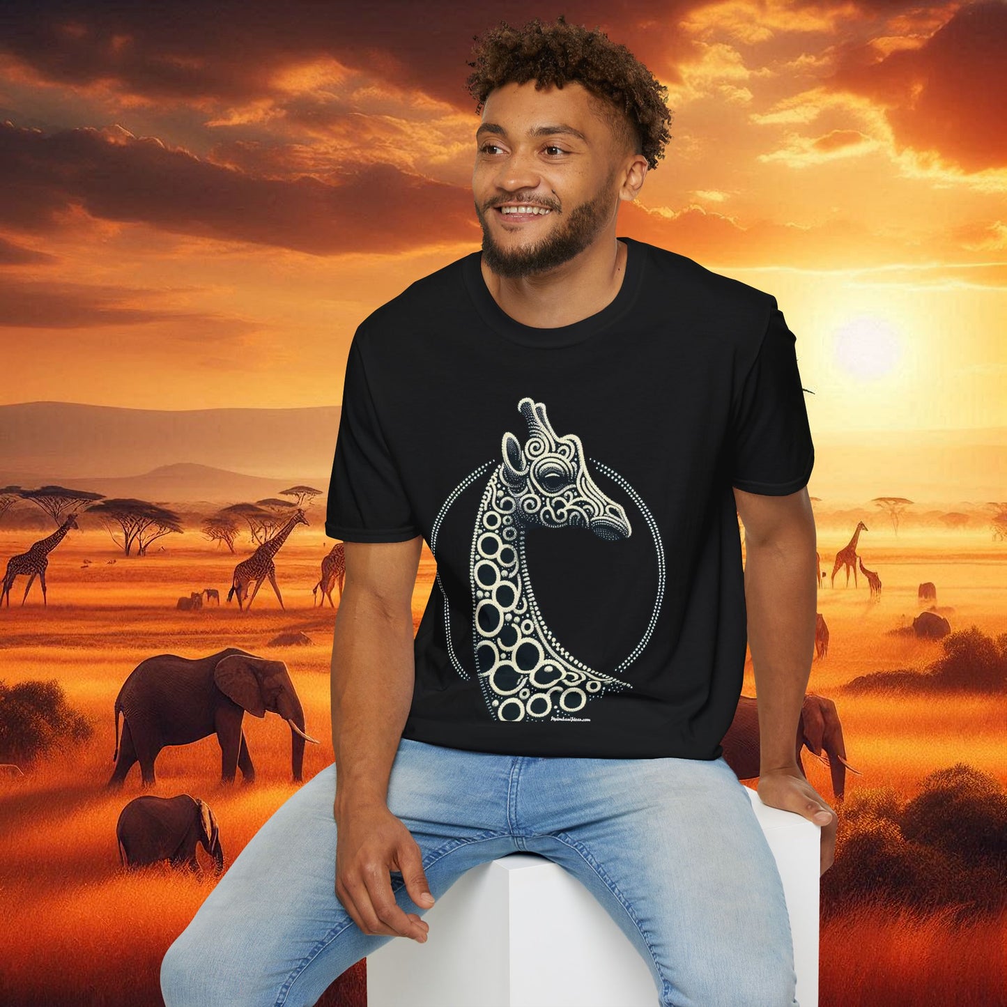 Beaded Giraffe T-Shirt - Kenya and Africa Inspired