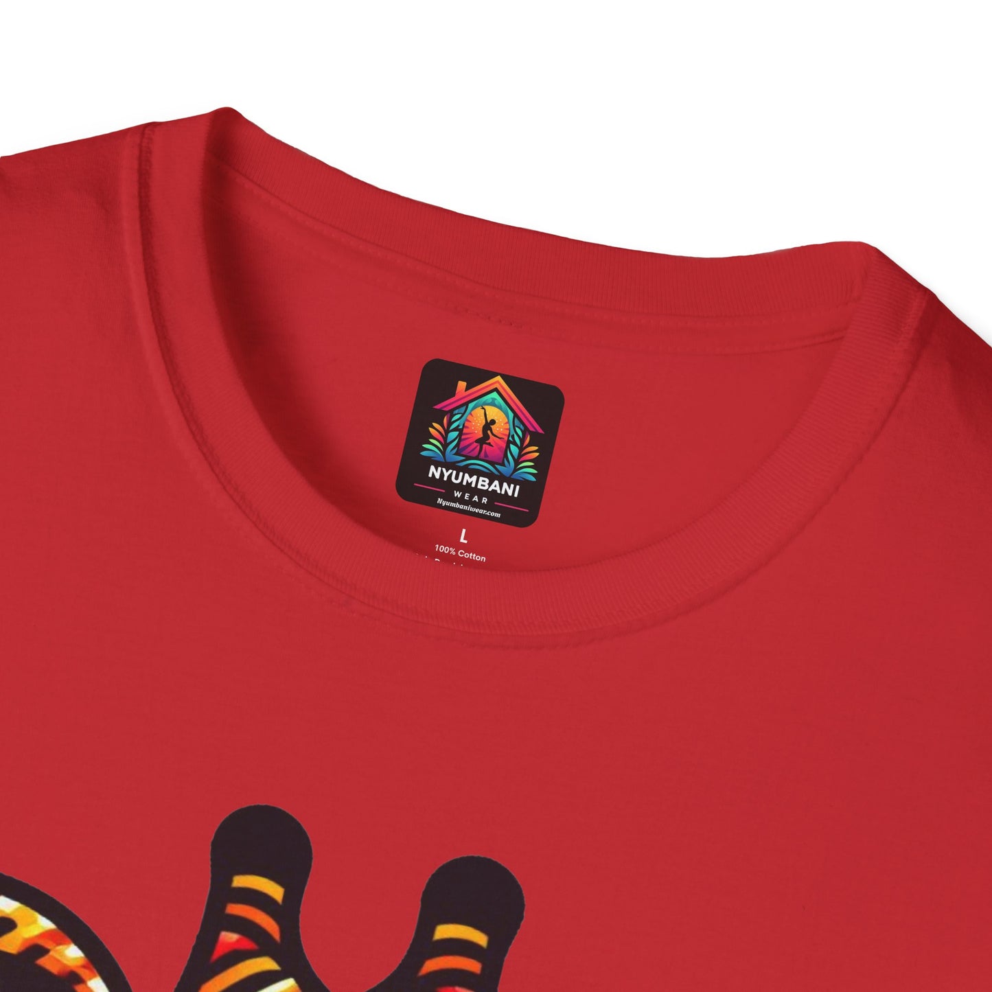 Giraffe T-Shirt with African Bead Design