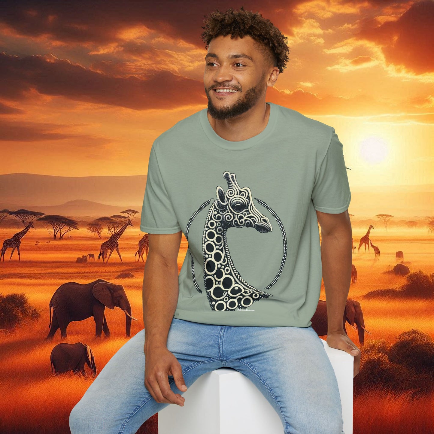 Beaded Giraffe T-Shirt - Kenya and Africa Inspired