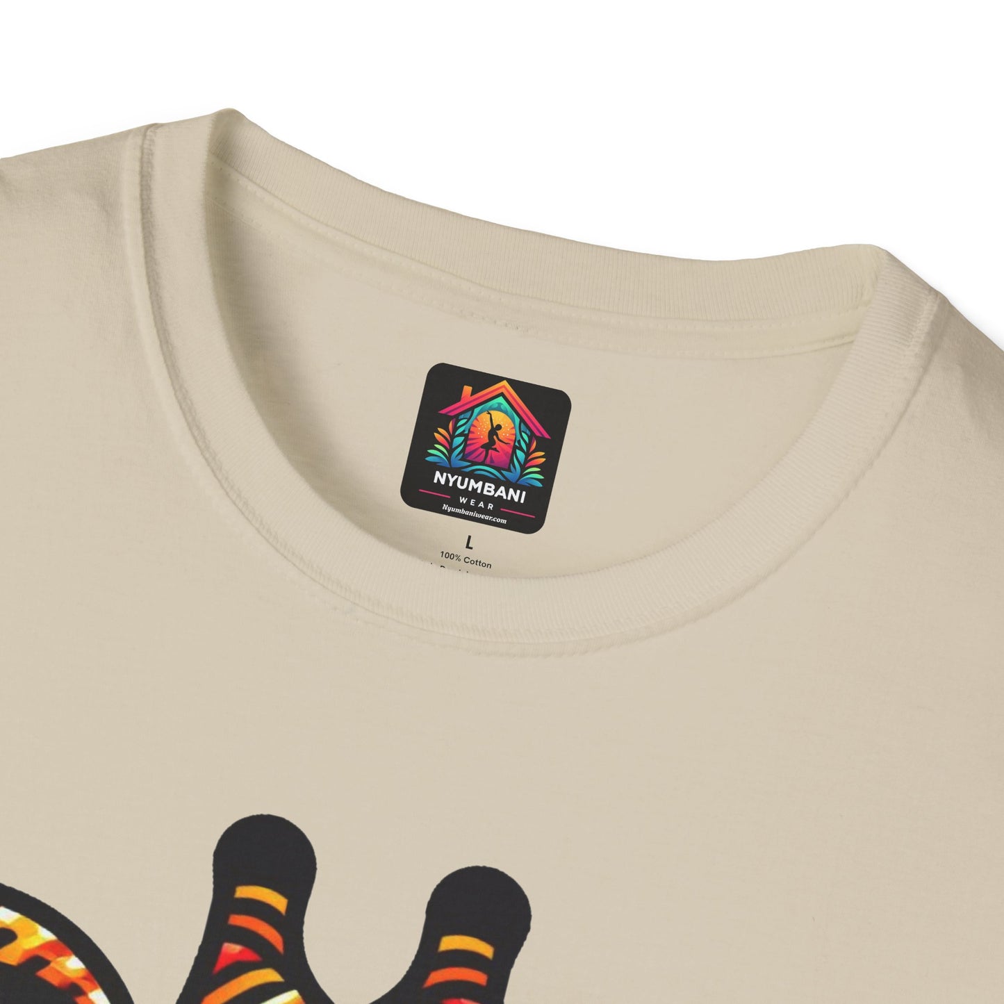Giraffe T-Shirt with African Bead Design