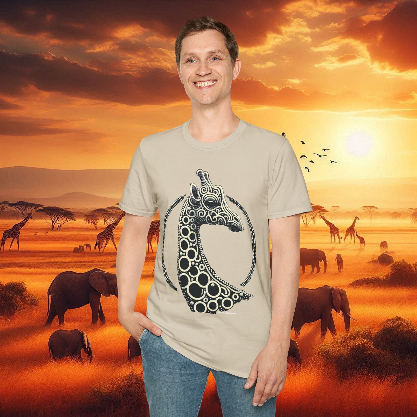 Beaded Giraffe T-Shirt - Kenya and Africa Inspired