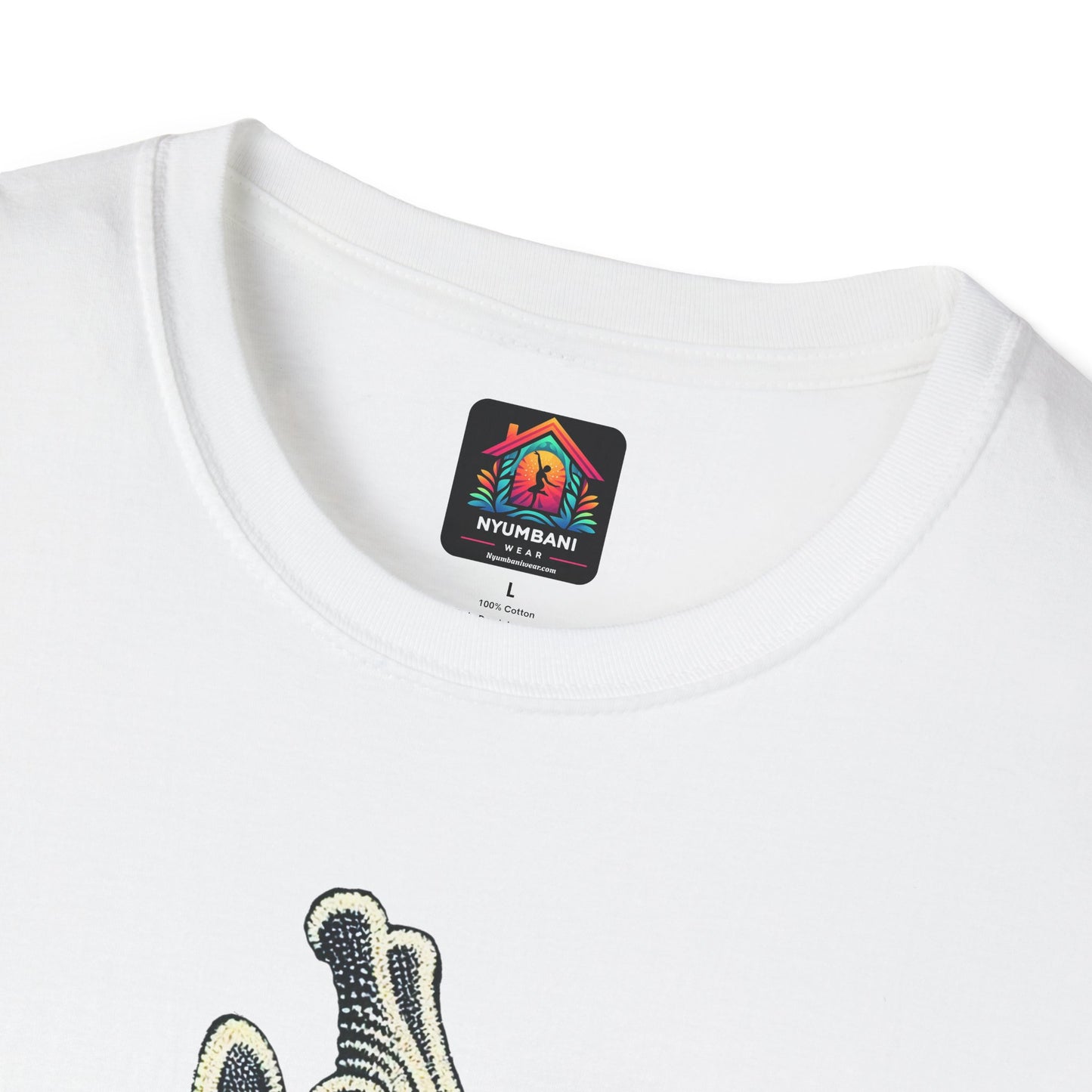 Beaded Giraffe T-Shirt - Kenya and Africa Inspired